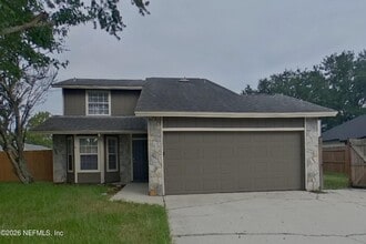 Building Photo - 606 Radnor Ln