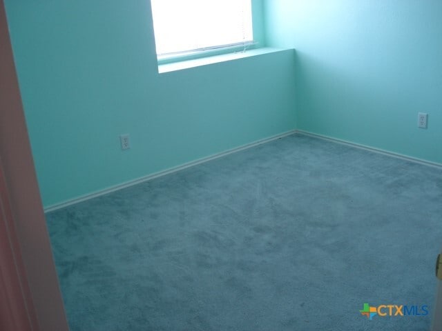 Building Photo - 1205 Saddle Dr