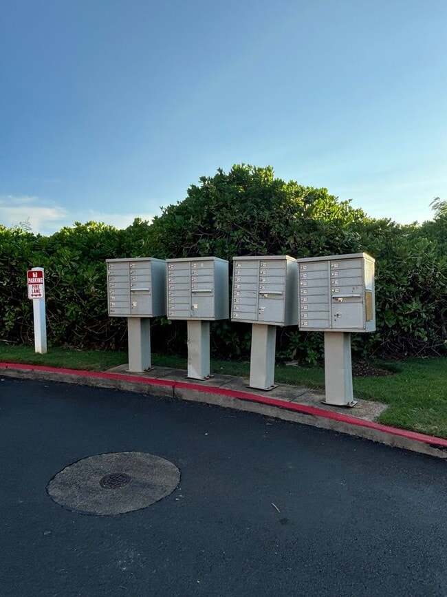 Building Photo - Move-In Ready 2BR/2BA Condo – Fully Furnished, AC, Washer/Dryer, Parking