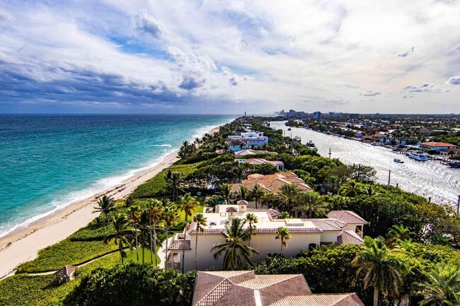 Building Photo - 1021 Hillsboro Mile