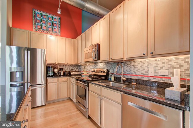 Building Photo - 2720 S Arlington Mill Dr