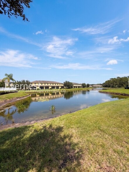 Building Photo - 8535 Gablebend Way