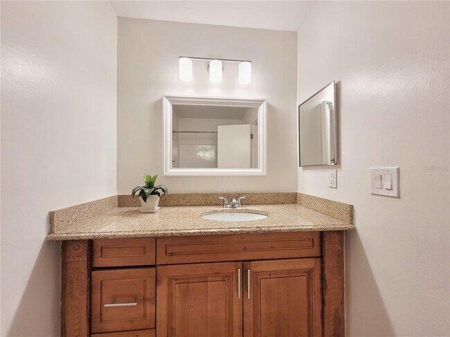 Building Photo - 2580 Grassy Point Dr