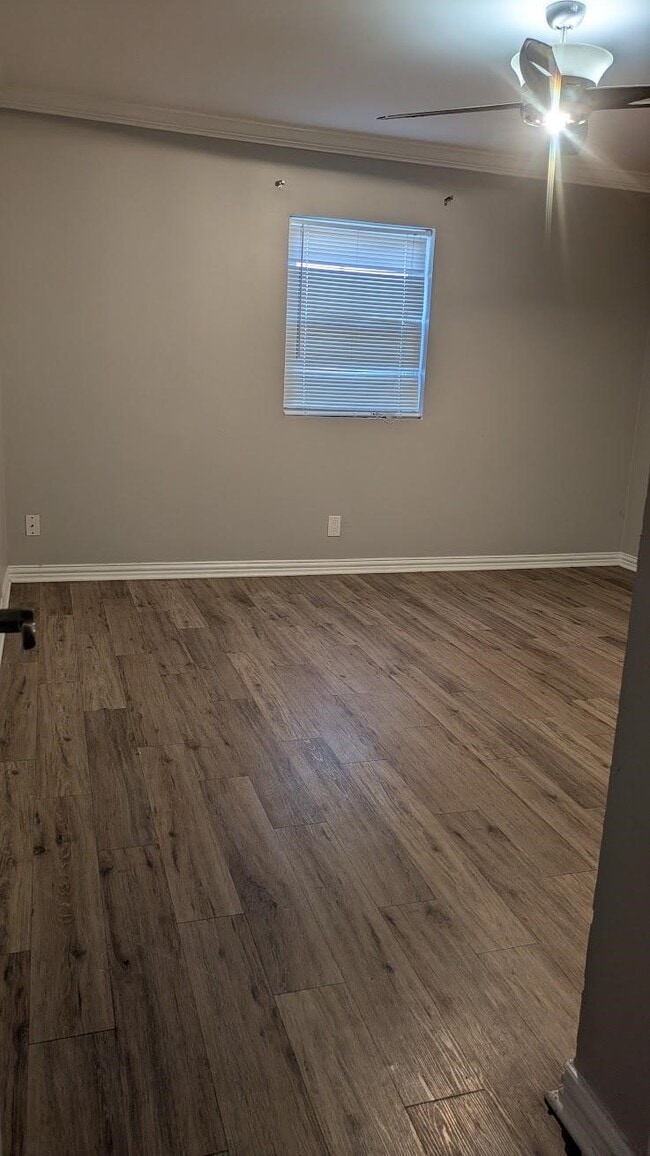 Building Photo - 402 Postoffice St