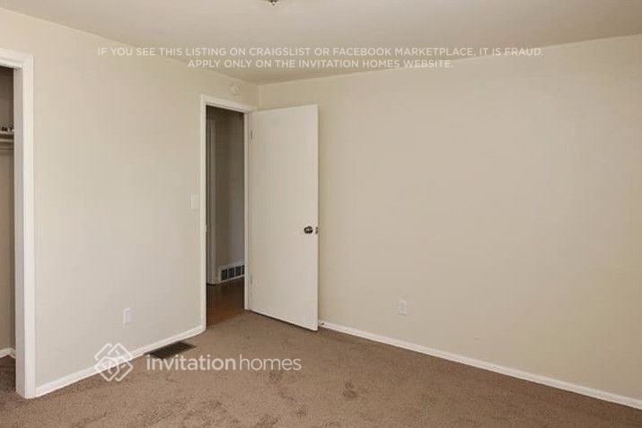 Building Photo - 12825 E Virginia Pl