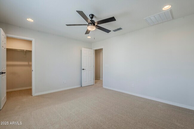 Building Photo - 1621 Flintlock Dr