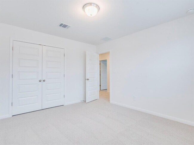 Building Photo - 260 Cathedral Mountain Dr