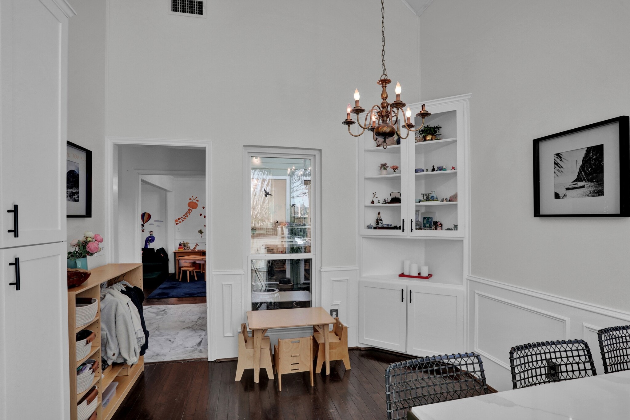 Building Photo - 6537 Patricia Ave