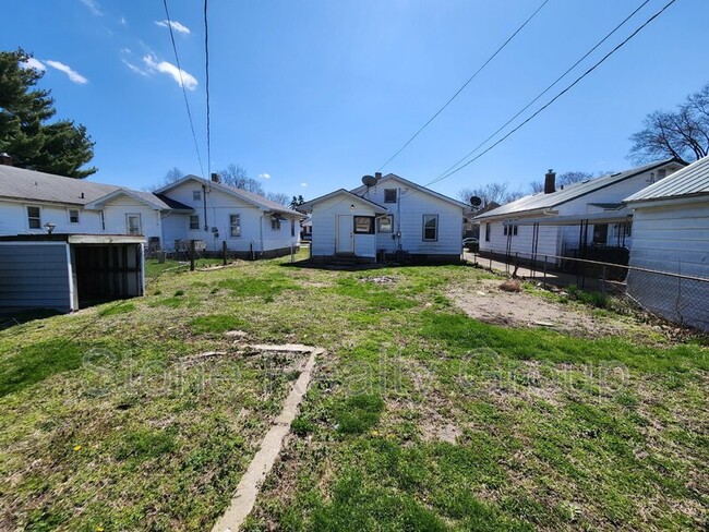Building Photo - 3008 Fenwood Ave