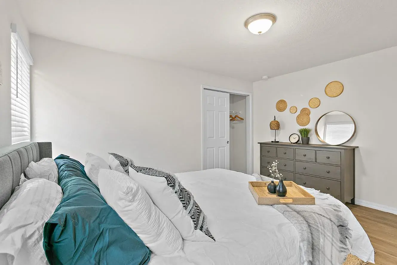Main Bedroom 2 - 7644 Mailes Ct