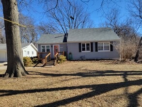 Building Photo - 13715 Winchester Ave