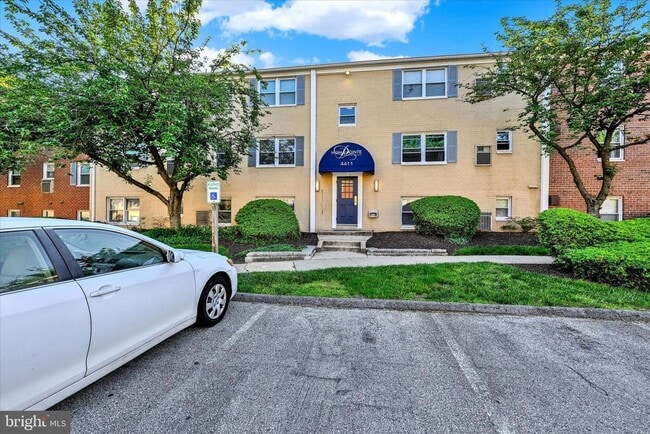 Building Photo - 4411 Falls Bridge Dr