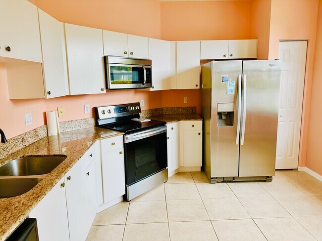 Building Photo - 867 SW Rocky Bayou Ter