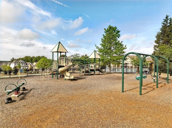 Building Photo - 4780 Lost Creek Dr