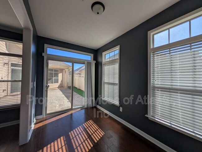 Building Photo - 261 Fenwick Cir