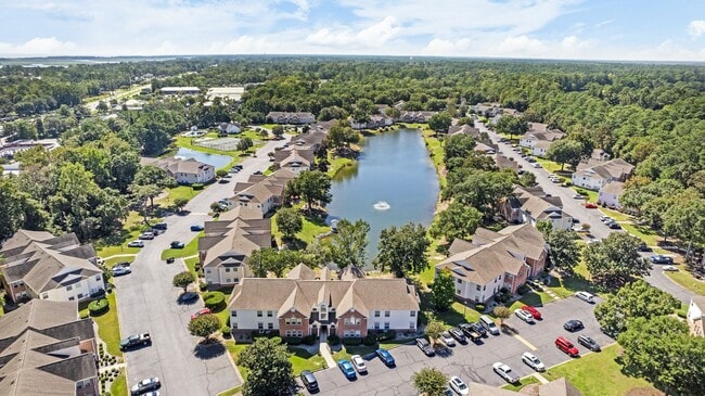 Building Photo - 4323 Lotus Ct