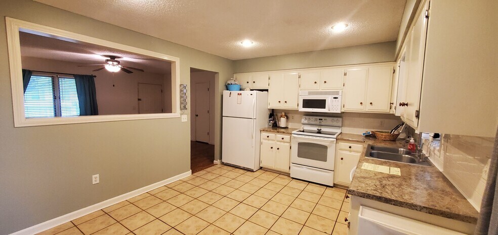 Building Photo - 1501 NW 48th St