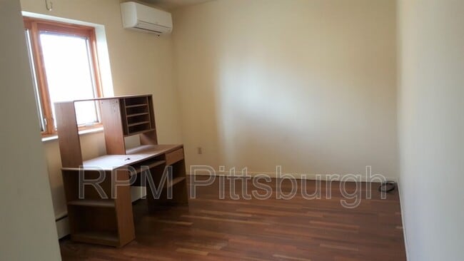 Building Photo - 437 S Aiken Ave
