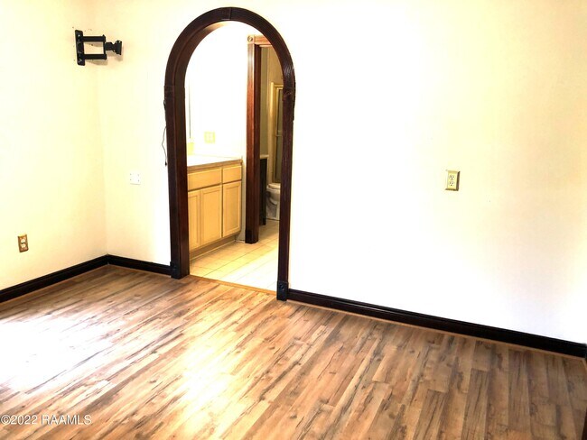 Building Photo - 3623 Pickett Rd