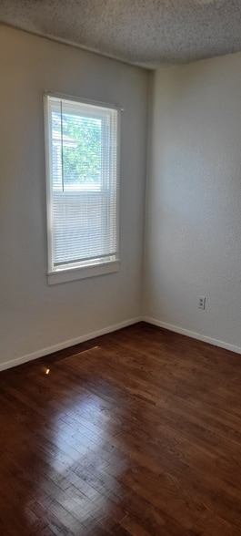 Building Photo - 4003 S Bowie St