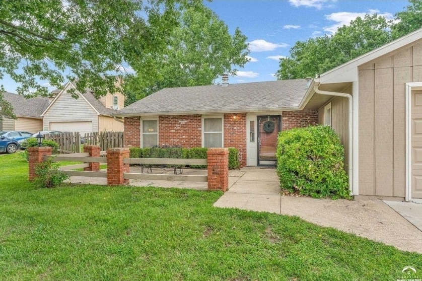 Building Photo - 3612 Parkview Ct