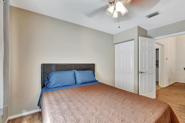 Building Photo - 7534 Ironbridge Cir