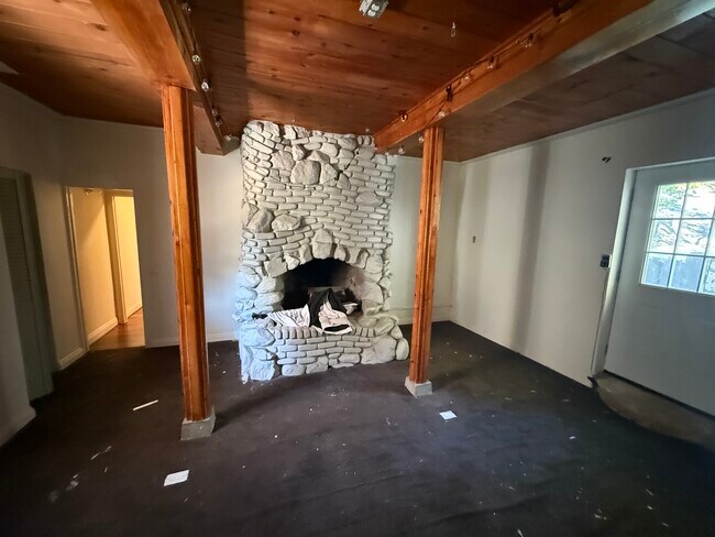 Third Bedroom of Flex Room with Fireplace - 4335 Morro Dr