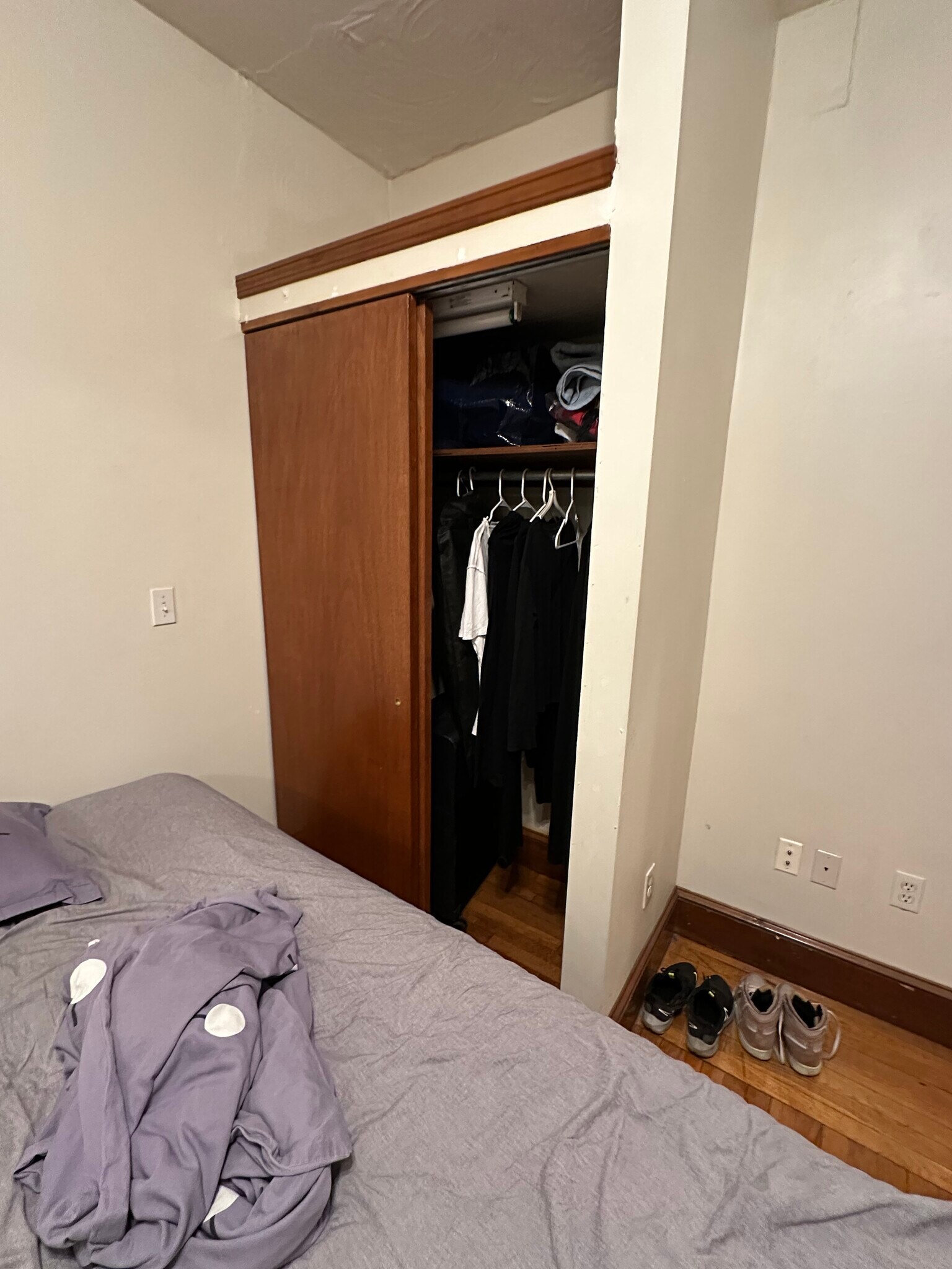 Building Photo - 52 Babcock St