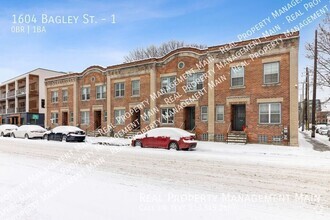 Building Photo - Newly Renovated Listing in Beyster Corktown