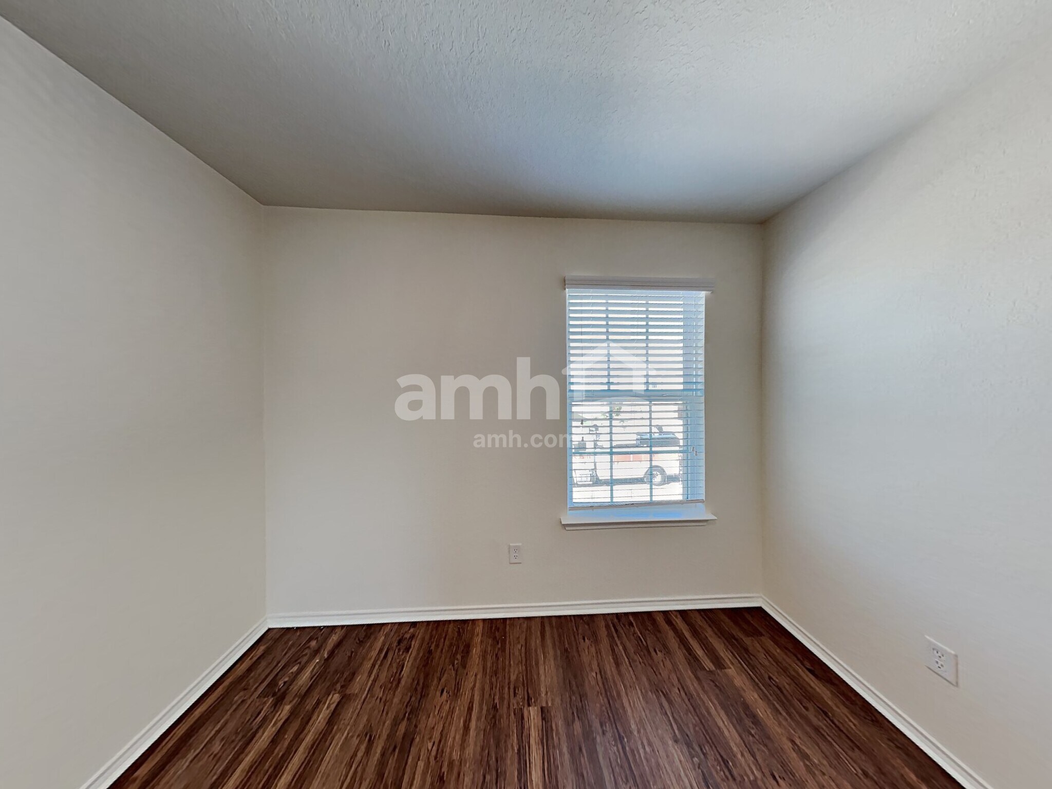 Building Photo - 261 Mistflower