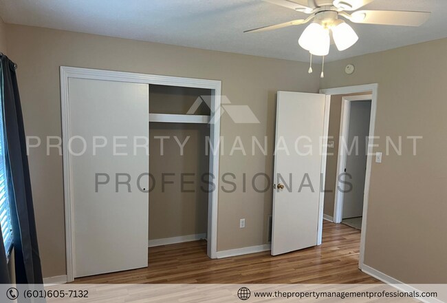 Building Photo - 1258 Deerfield Ln