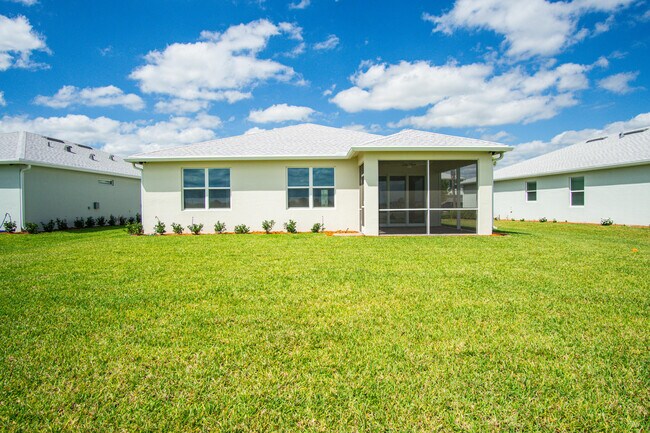 Building Photo - 10353 SW Captiva Dr