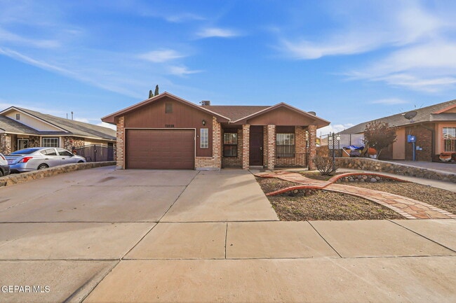 Building Photo - 12528 Martin Bauman Dr