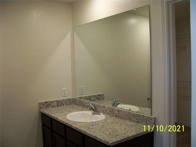 Building Photo - Excellent single story 4 bedroom in Jarrell