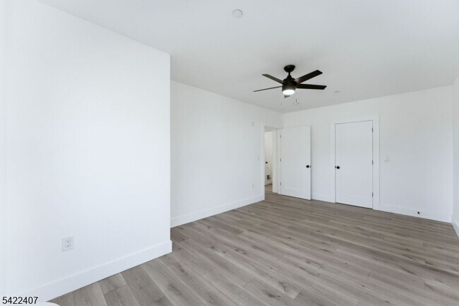 Building Photo - 95 Shepherds Ln