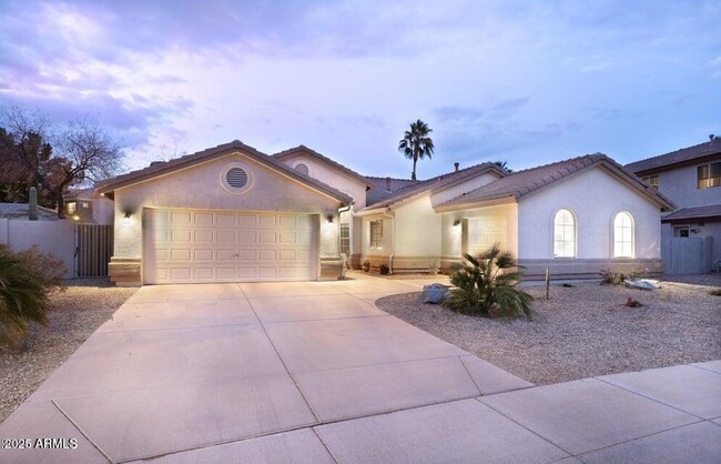 Building Photo - 6546 W Tonopah Dr