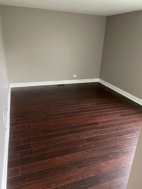 Building Photo - 2730 Mitchell Dr