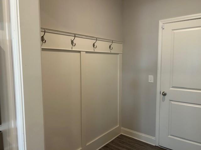 Building Photo - 7005 Br Crk Cv