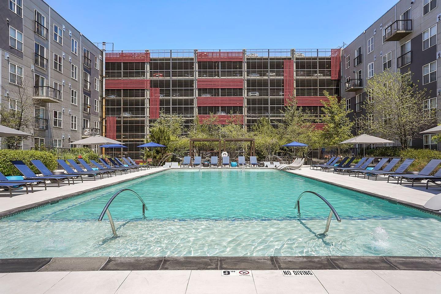 Building Photo - 1451 24th St