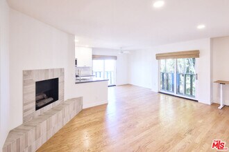 Building Photo - 302 Ashland Ave