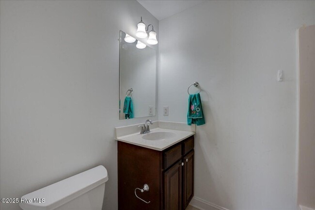 Building Photo - 4003 Auburn Ct