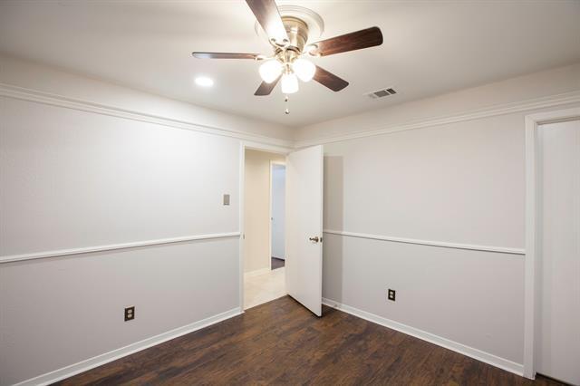 Building Photo - 16114 Shadybank Dr