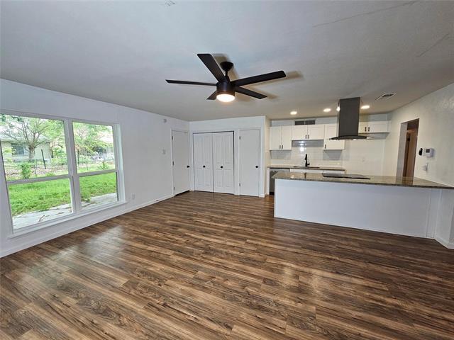Building Photo - 523 Cumberland Dr