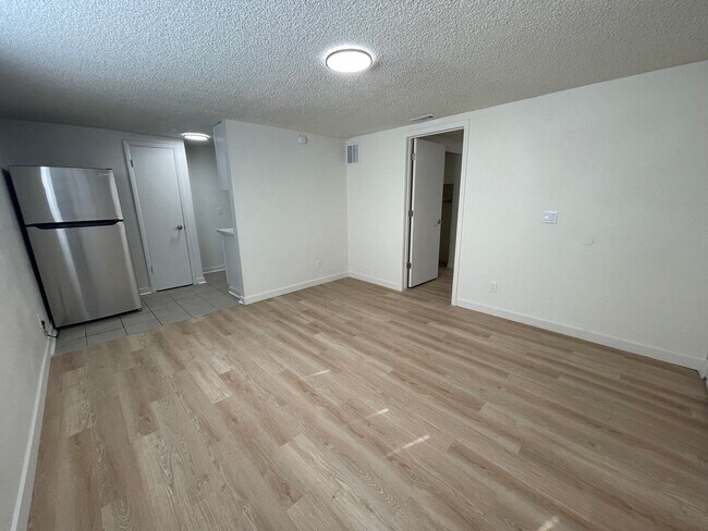 Building Photo - 3348 S 7780 W