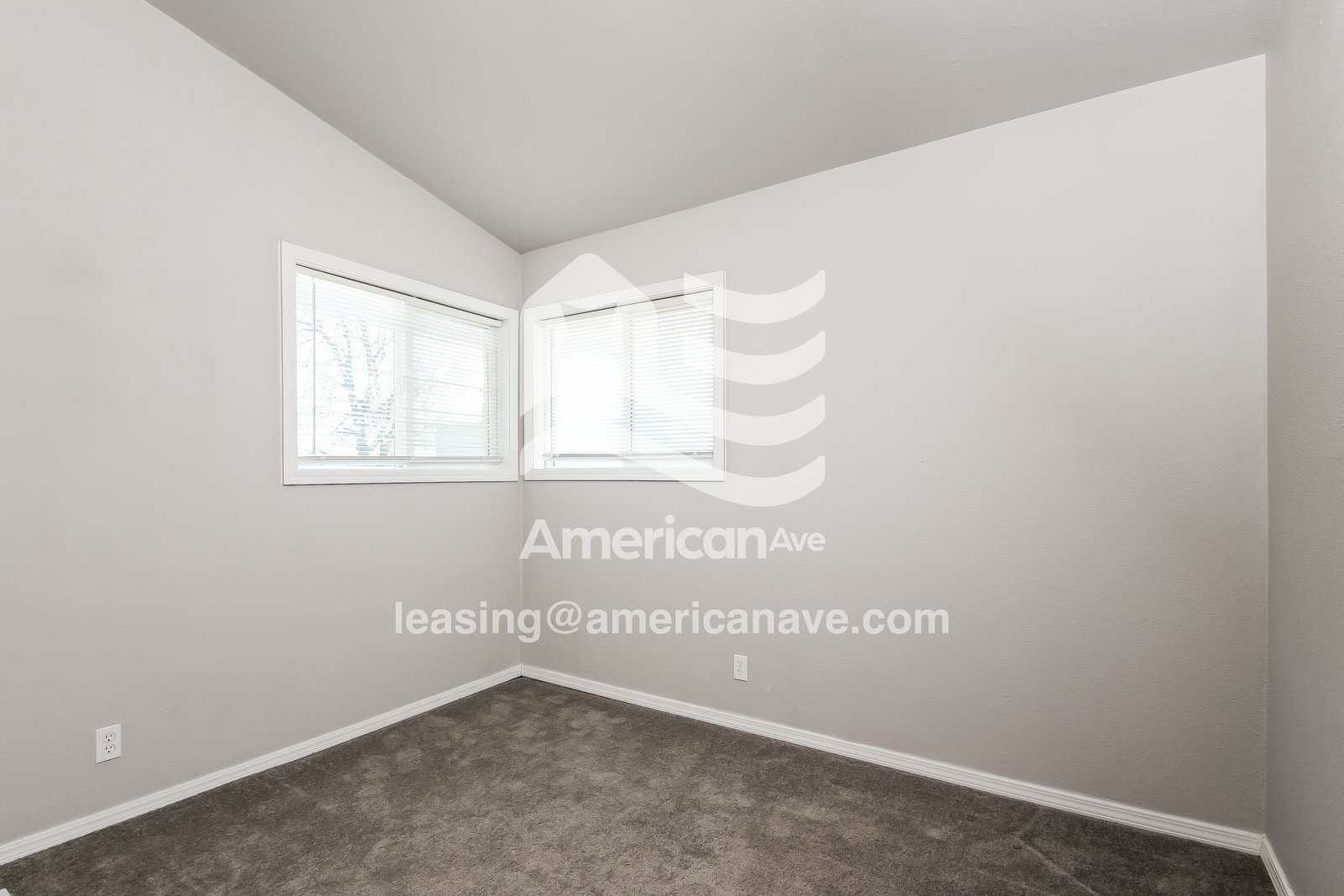 Building Photo - 536 S 102nd E Ave