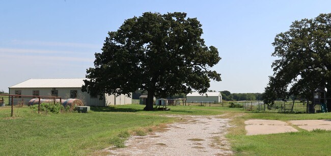 Building Photo - 5700 FM 424-