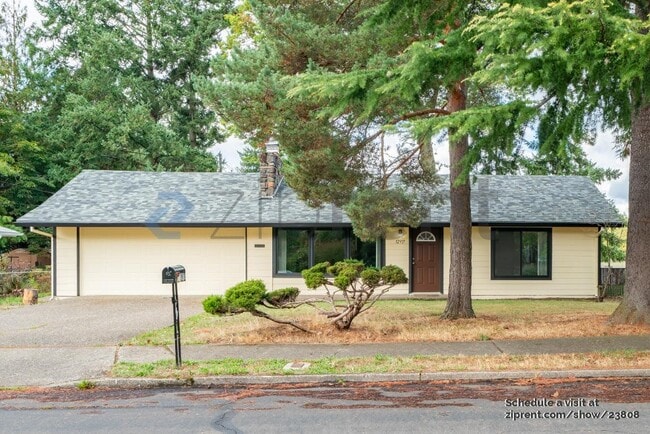 Primary Photo - 12917 NE Holladay St