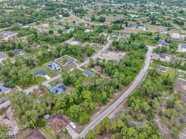 Building Photo - 715 Bering Ave S