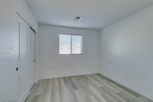 Building Photo - 11537 Cedar Shore Ave