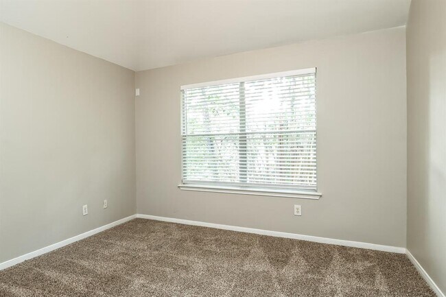Building Photo - 159 W Sundance Cir